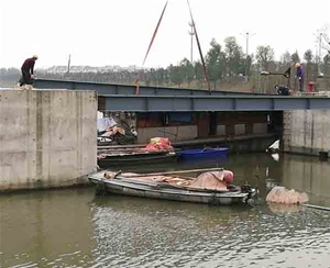 鋼結(jié)構(gòu)景觀橋（7）